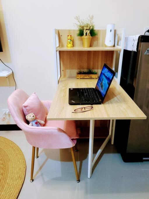House Of B&Y At 101 Newport Across Naia T3 Apartment Manila Bagian luar foto
