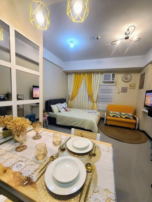 House Of B&Y At 101 Newport Across Naia T3 Apartment Manila Bagian luar foto